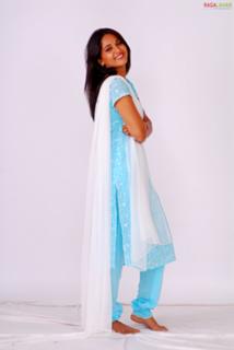 Anushka Shetty feet photo thumbnail