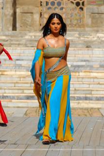 Anushka Shetty feet photo thumbnail
