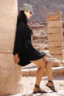 Anushka Shetty feet photo thumbnail