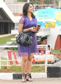Anushka Shetty feet photo thumbnail
