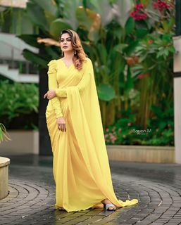 Anusree feet photo 4