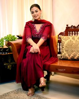 Anusree feet photo 17