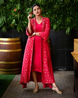 Anusree feet photo 8