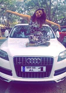 Anveshi Jain feet photo 17