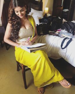 Anveshi Jain feet photo 10