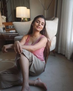 Anveshi Jain feet photo 6