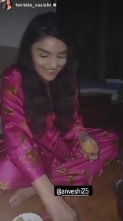 Anveshi Jain feet photo 6
