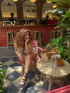 Anveshi Jain feet photo 1