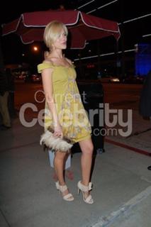 Anya Monzikova feet photo 1