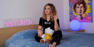 Anya Pokrov feet photo 5