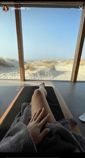 Anya Pokrov feet photo 3