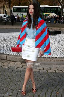 Anya Taylor-Joy feet photo thumbnail