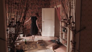 Anya Taylor-Joy feet photo thumbnail