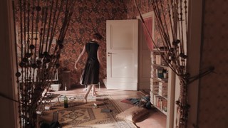Anya Taylor-Joy feet photo thumbnail