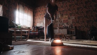 Anya Taylor-Joy feet photo thumbnail