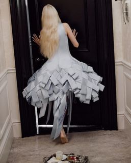 Anya Taylor-Joy feet photo thumbnail