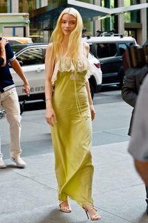 Anya Taylor-Joy feet photo 13