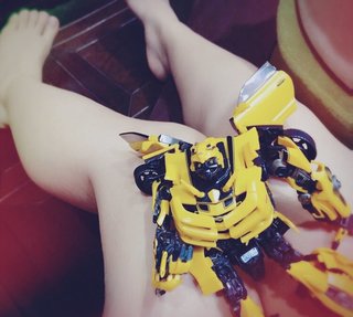 Aoi Yûki feet photo 2