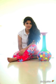 Aparna Balamurali feet photo 3