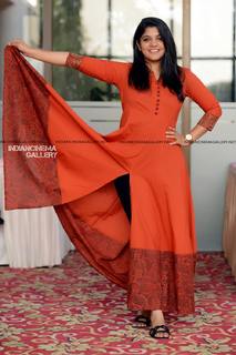 Aparna Balamurali feet photo 19