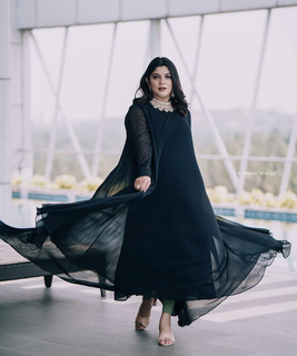 Aparna Balamurali feet photo 20