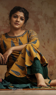 Aparna Balamurali feet photo 12