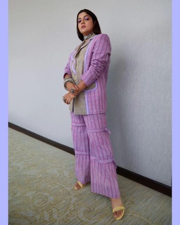 Aparna Balamurali feet photo 12