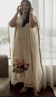 Aparna Balamurali feet photo 15