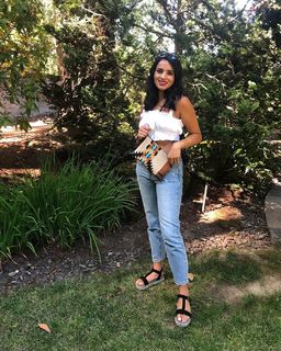 Aparna Brielle feet photo 11