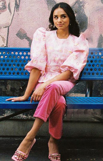 Aparna Brielle feet photo 4