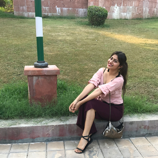 Aparna Dixit feet photo 2