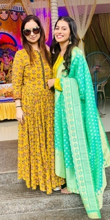Aparna Dixit feet photo 2