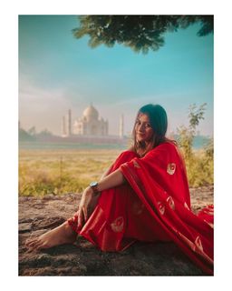 Aparna Dixit feet photo 3