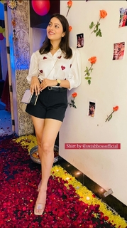 Aparna Dixit feet photo 15