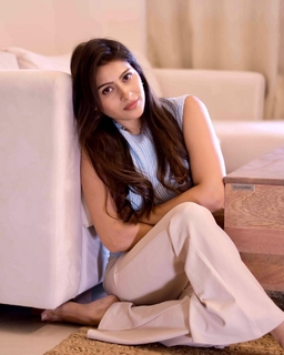 Aparna Dixit feet photo 16