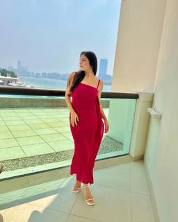 Aparna Dixit feet photo 3