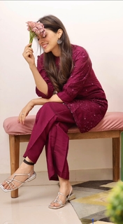 Aparna Dixit feet photo 19