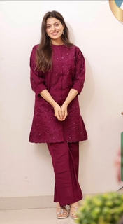 Aparna Dixit feet photo 12