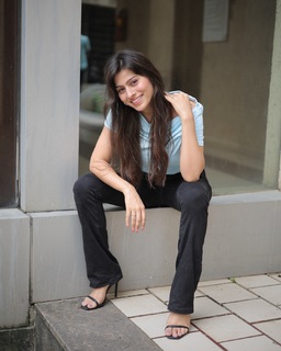 Aparna Dixit feet photo 12