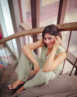 Aparna Dixit feet photo 8