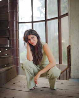 Aparna Dixit feet photo 6