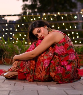 Aparna Dixit feet photo 12
