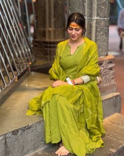 Aparna Dixit feet photo 7