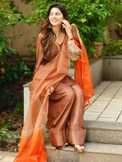 Aparna Dixit feet photo 6