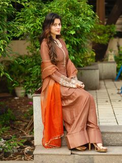 Aparna Dixit feet photo 5