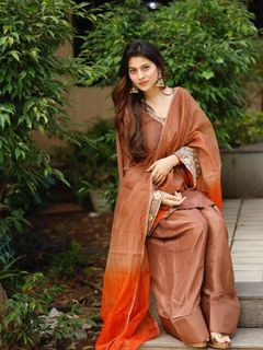 Aparna Dixit feet photo 1