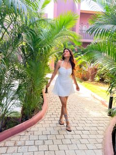 Aparna Dixit feet photo 7