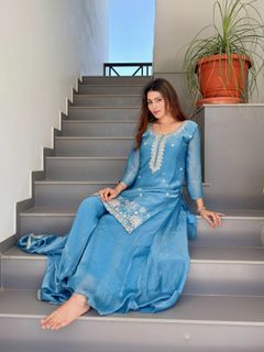 Aparna Dixit feet photo 5