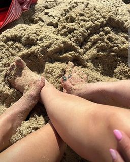 Apolline Guermonprez feet photo 15