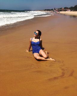 Apoorva Arora feet photo 11